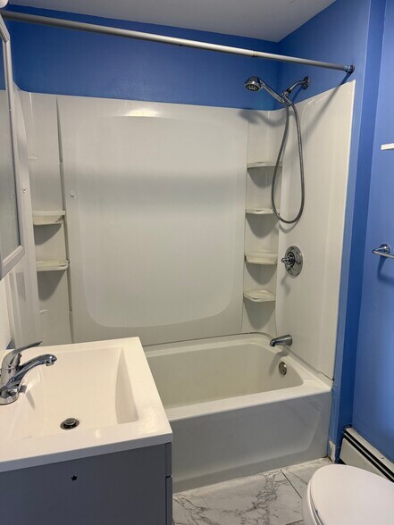 Building Photo - 11 10th Ave