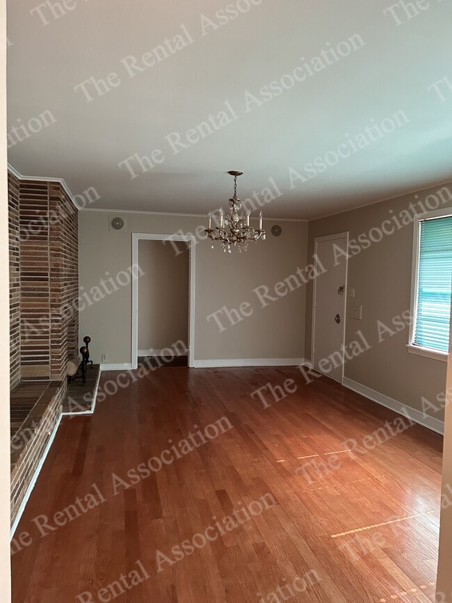 Building Photo - 3901 Blanks Street