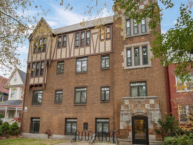 Building Photo - Ivy at Sylvan