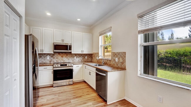 Building Photo - 7938 Jewelwood Dr