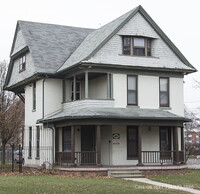 Building Photo - 437 W Bancroft St