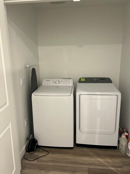 Building Photo - 324 S 1150 W