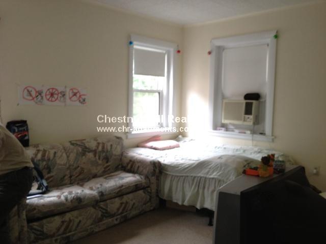 Building Photo - 1223 Beacon St