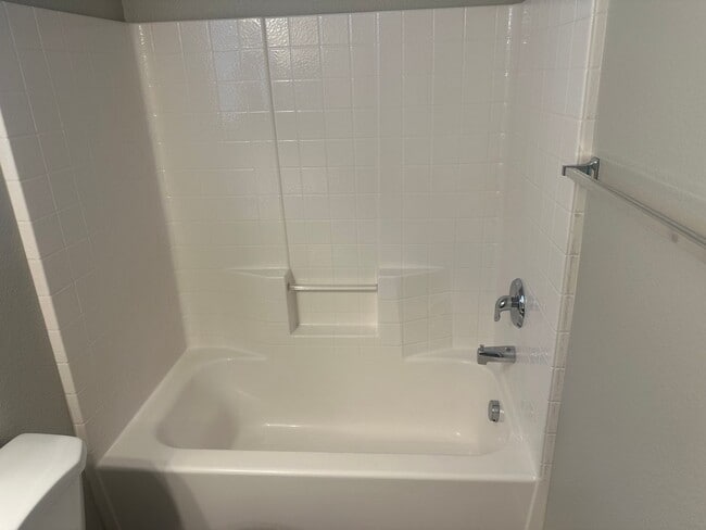 Building Photo - Henderson!!! Community: Cadence!! 4 Bedrooms!!! Bed & Full bath downstairs!! Loft/computer area u...