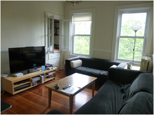 Building Photo - 4 Montcalm Ave