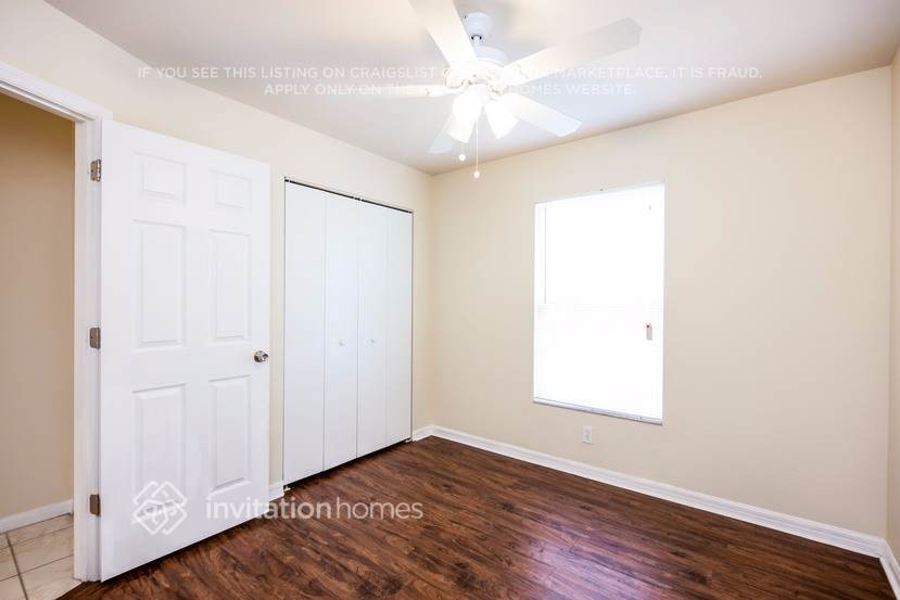 Building Photo - 15562 Horseshoe Ln