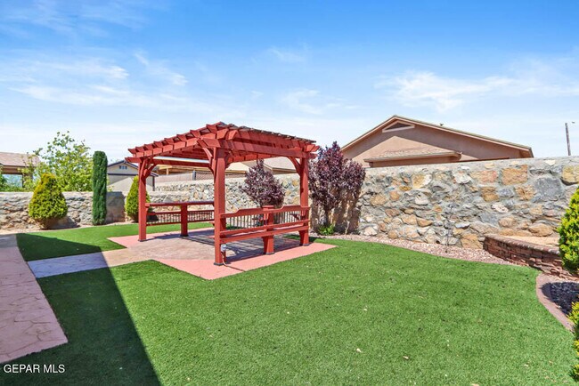 Building Photo - 14229 Bluesky Point Ct