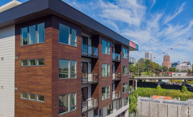 Building Photo - Acqua Apartments