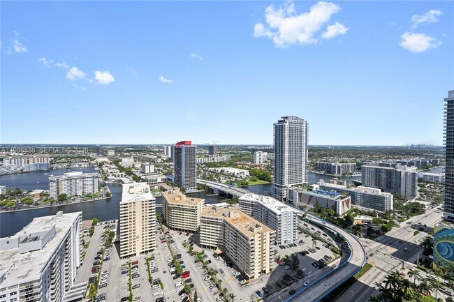 Building Photo - 1850 S Ocean Dr