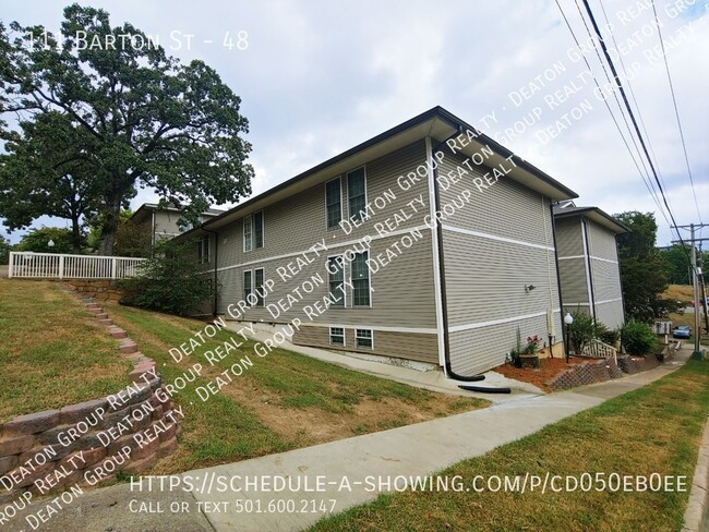 Building Photo - Welcome Home to Barton Oaks Apartments #48...