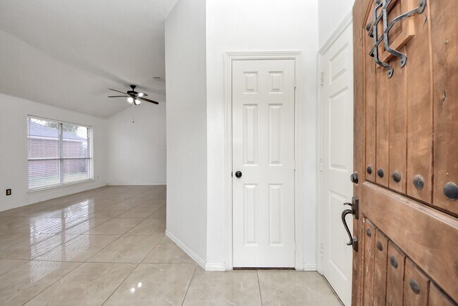 Building Photo - 21019 Stoney Haven Dr