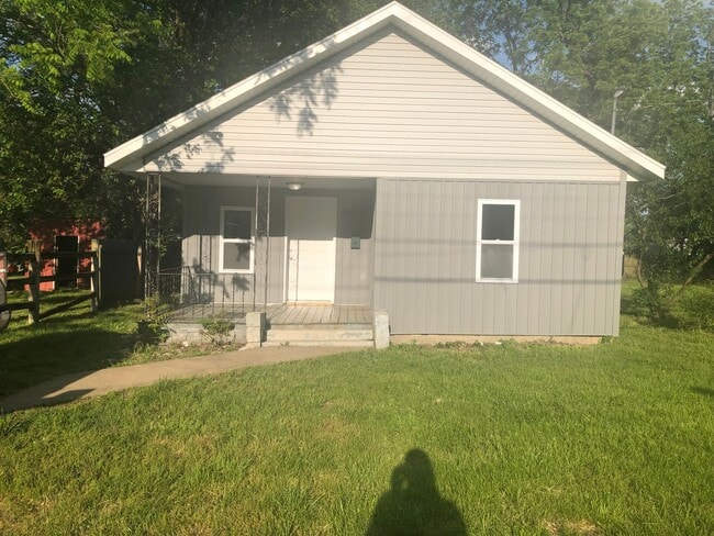 Primary Photo - Cute 3 bedroom house in quiet neighborhood!