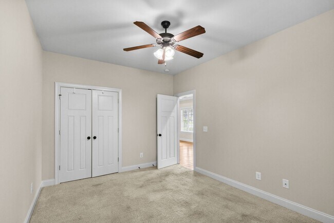 Building Photo - 948 Starr Ct