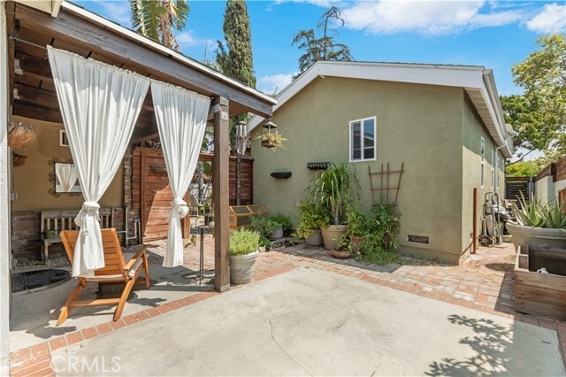 Building Photo - 6221 Agnes Ave