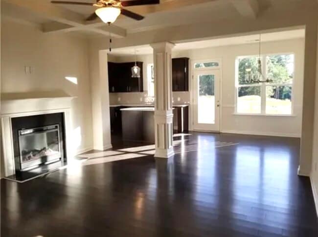 Building Photo - 2705 Kemp Ct