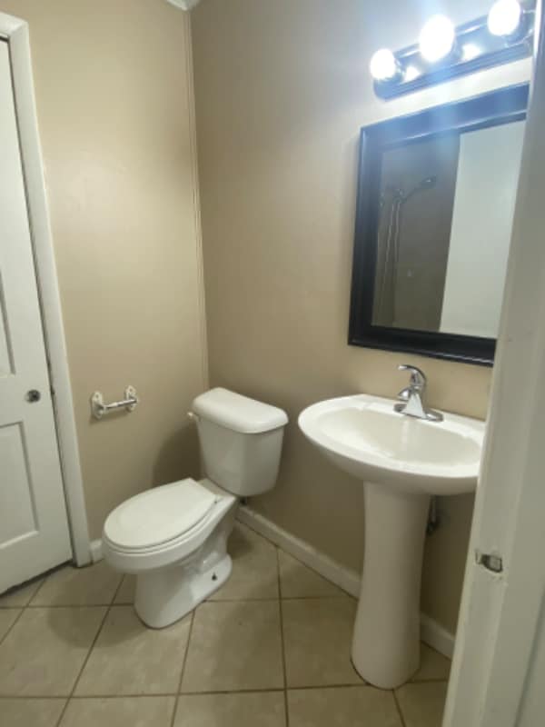 Building Photo - 6009 Stillridge Ct