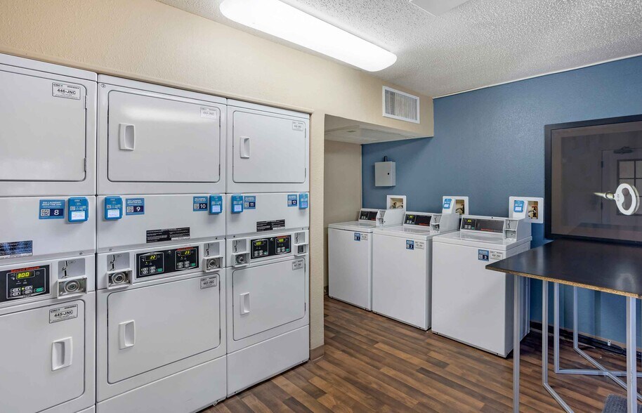 Building Photo - Furnished Studio-Philadelphia - Horsham - ...