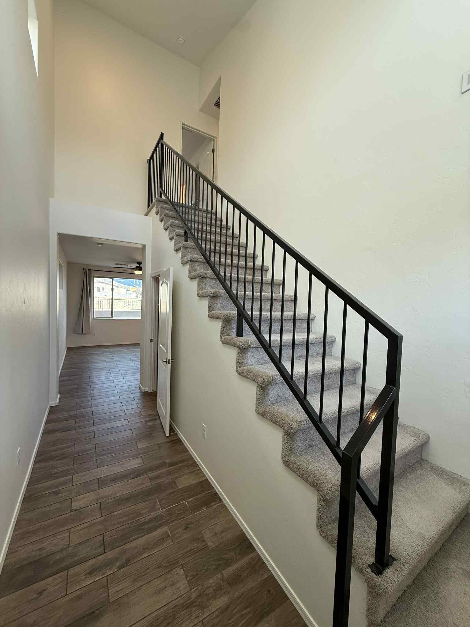 Building Photo - 109 S Crown Plaza