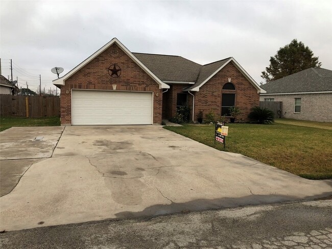Building Photo - 13322 Colton Ln