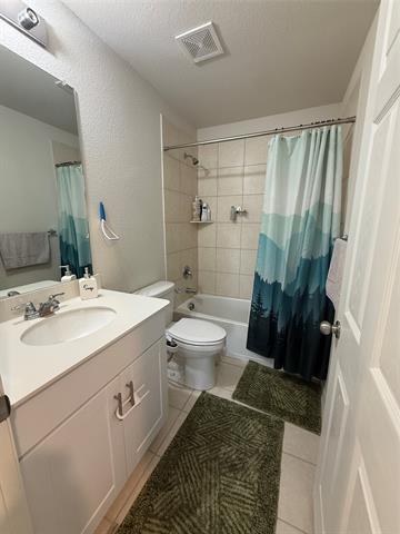 Building Photo - 909 Cormorant St