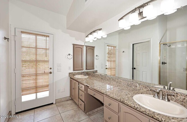 Building Photo - 9969 E Bayview Dr