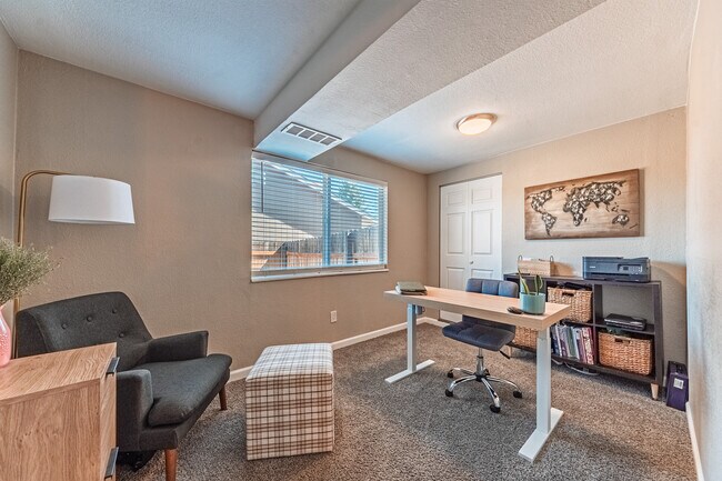 Building Photo - 3158 Breckenridge Dr W