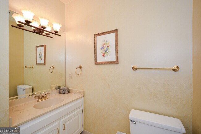 Building Photo - 1640 Lazy River Ln