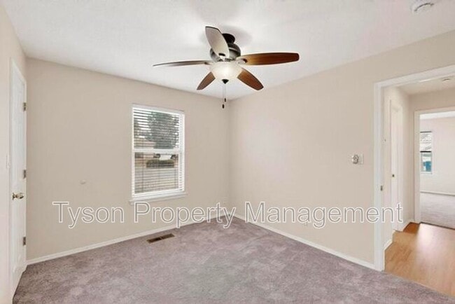 Building Photo - 10139 Arroyo Crest Dr NW