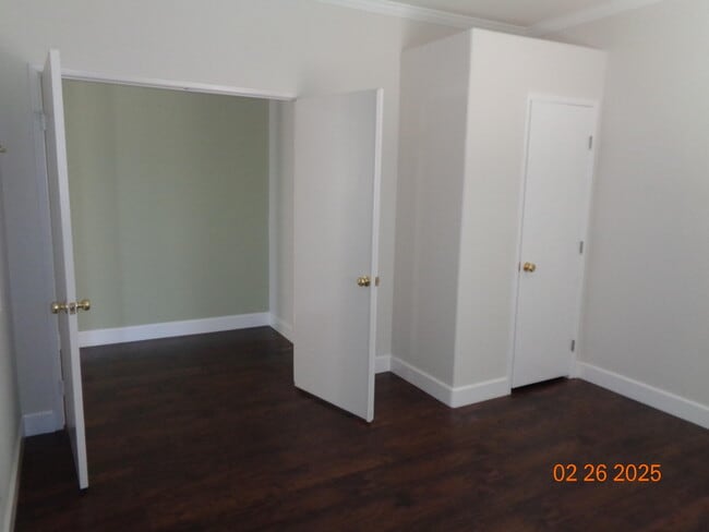 Building Photo - 42327 42nd St W