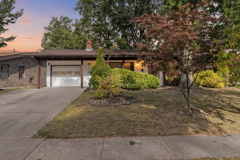 Primary Photo - 6412 Nelwood Rd