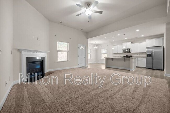 Building Photo - 75 Rolling Waters Ct