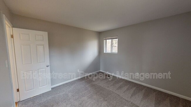 Building Photo - 6560 N Springboro Pike