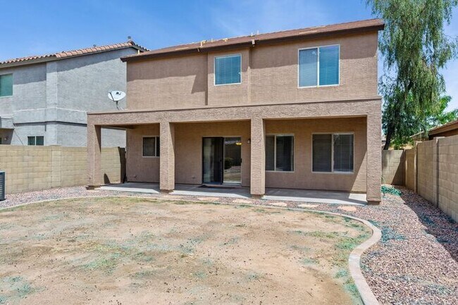 Building Photo - San Tan Heights