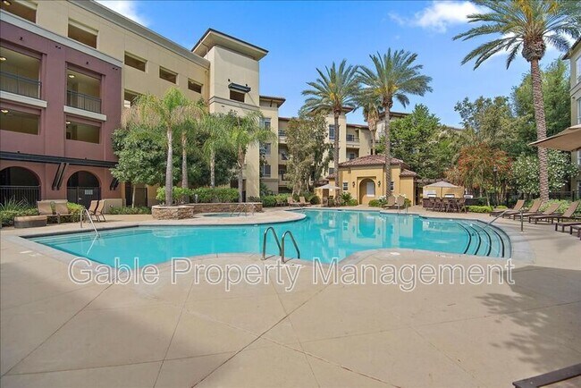 Building Photo - 24595 Town Center Dr