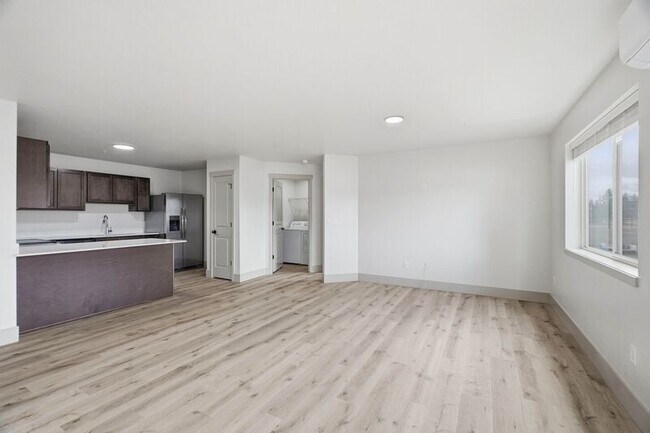 Building Photo - 1816 N 15th St