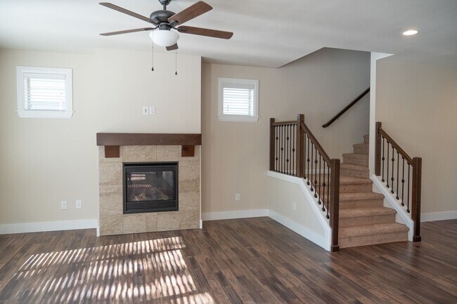 Building Photo - 3 Bedroom Home in Millcreek