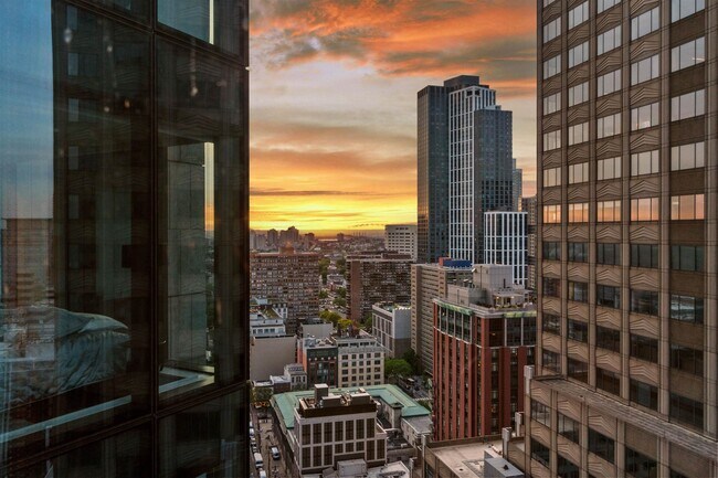 Building Photo - 99 Hudson St