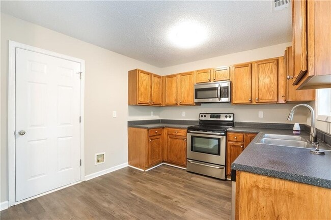 Building Photo - 6961 Mahonia Pl