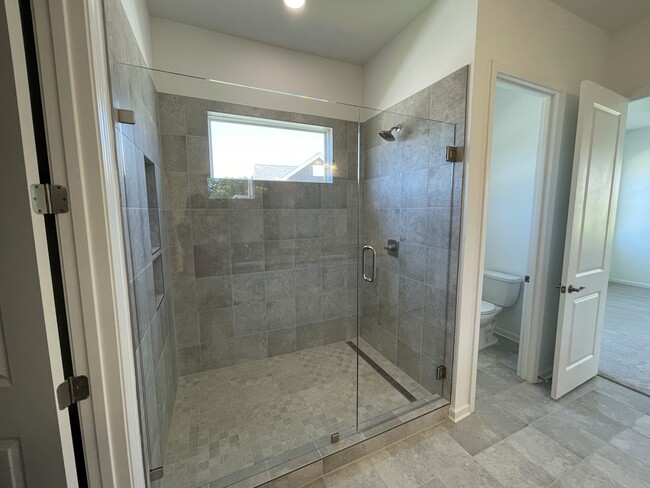 Building Photo - 4625 Kobus Ct.