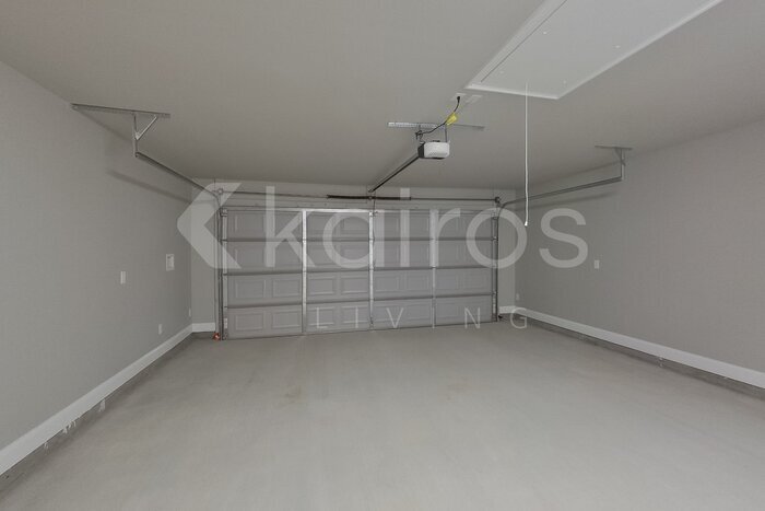 Building Photo - 13772 Willowmore Dr