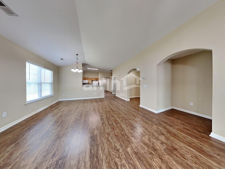 Building Photo - 284 Sweet Alyssum Dr