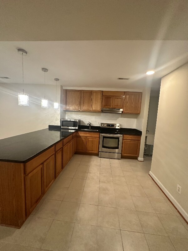 Building Photo - 2907 Dumas St