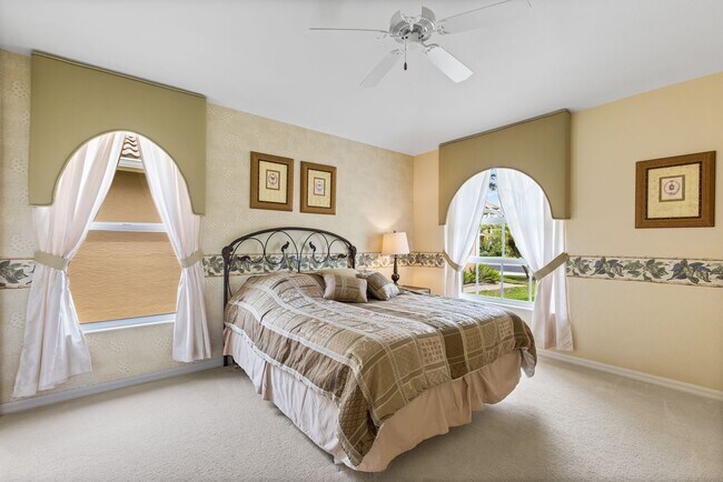 Building Photo - ** BRIARWOOD ** 3 BED / 2 BATH - POOL HOME - TURNKEY FURNISHED - SEASONAL OR SHORT TERM