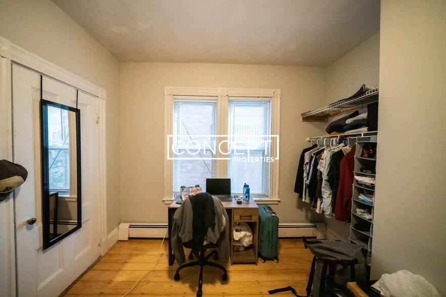 Building Photo - 135 St Alphonsus St