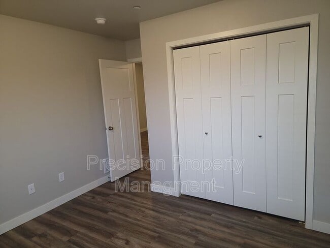 Building Photo - 202 Mcgriff Way