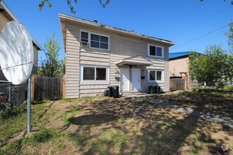Building Photo - Lathrop St (1424/1426)
