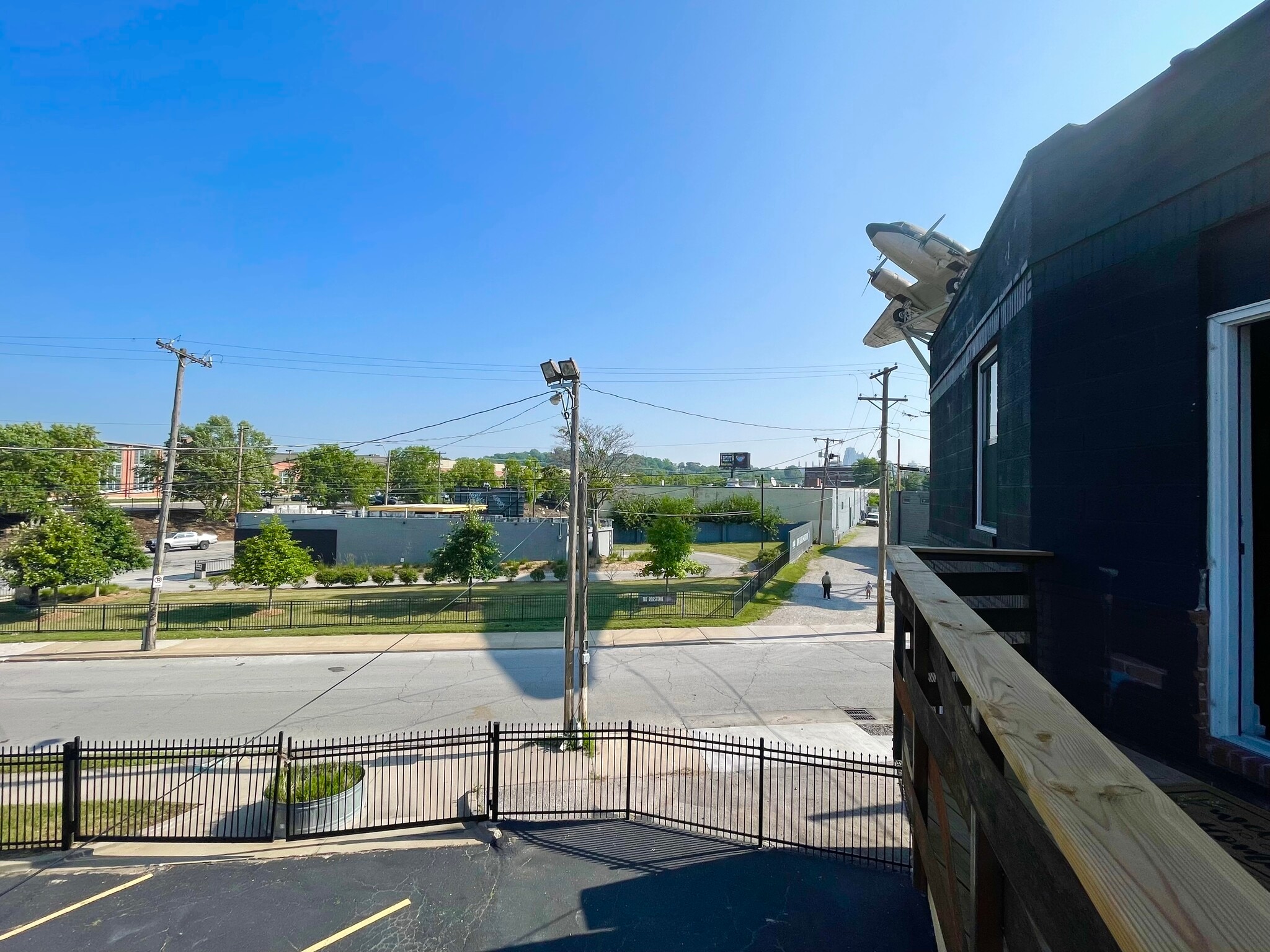 Building Photo - 1211 W 27th St