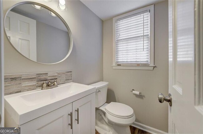 Building Photo - 4566 Mountain Creek Dr