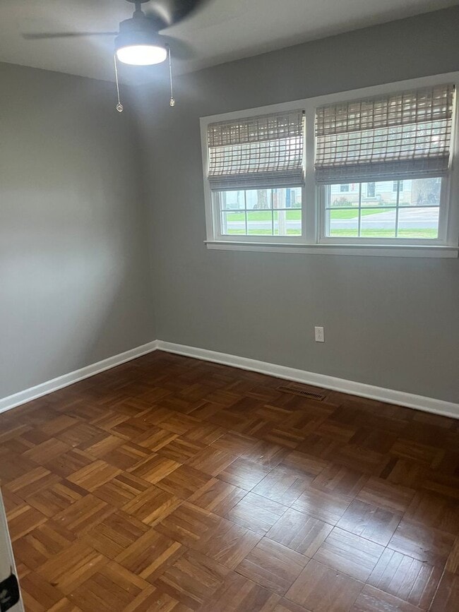 Building Photo - The Pines Place now Available - Cottage li...