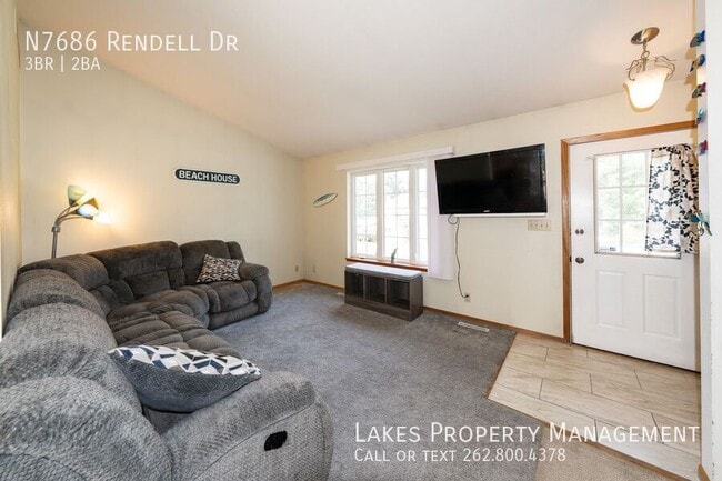 Building Photo - N7686 Rendell Dr